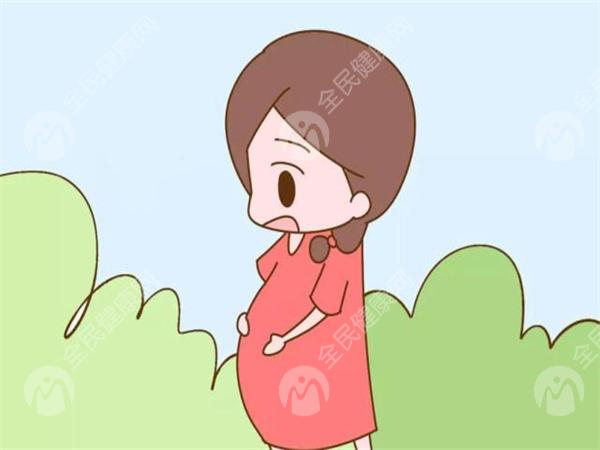 子宫肌瘤会引起小腹疼痛吗？手术是微创好还是开腹好？