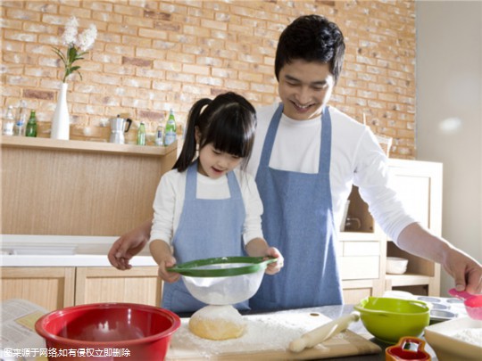 孩子辅食添加晚了会怎样，宝宝辅食器多大可以用