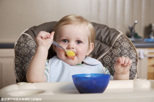 磨牙饼干多大可以吃，婴儿磨牙棒饼干可以吞下去吗