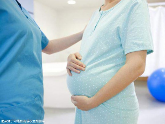 孕妇时常出现腿抽筋，医生解释是怎么回事呢？