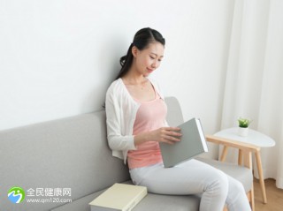 晚上是否必须三个小时起来挤奶？别让无知害了娃才后悔