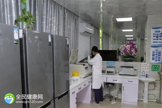 移植怀孕后地屈孕酮片要吃多久？地屈孕酮片可以吃多久调经？