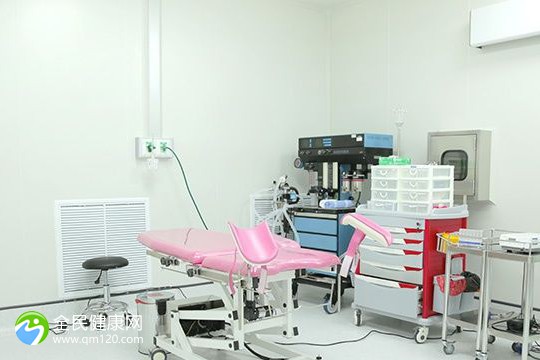 泰州人民医院做试管婴儿的费用是多少？