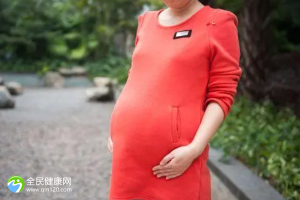 50岁以上女性做三代试管成功率高么？