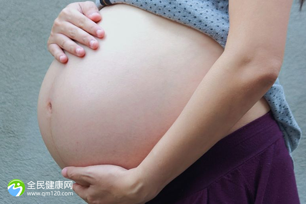 移植子宫后做试管还是自然受孕？