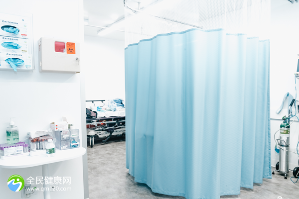 广西南宁试管移植成功率比较好的医院准备费用十万够吗？